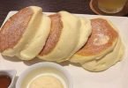 Seuelement 5 étapes pour des pancakes soufflés parfumés vanille